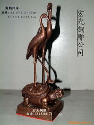 銅雕動(dòng)物雕塑與多功能茶臺(tái) 宏光銅雕工藝品廠定制產(chǎn)品的獨(dú)特魅力